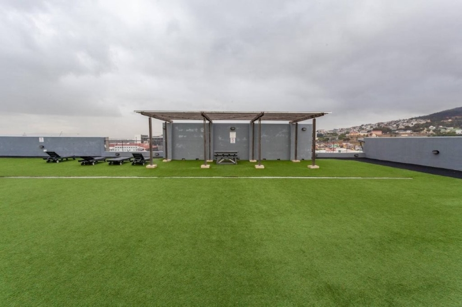 To Let 1 Bedroom Property for Rent in Zonnebloem Western Cape